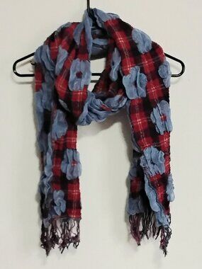 This 3/$25 Beautiful Stretchy 56" Relaxed Floral Print Shawl/Wrap NWOT!!